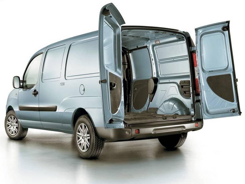 Фото автомобиля FIAT Doblo Cargo